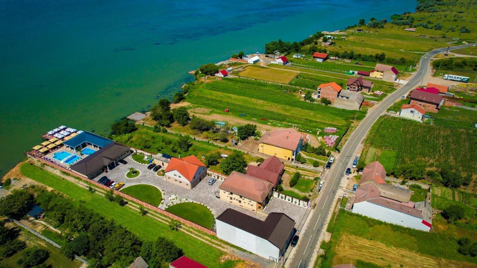 Pensiunea Elis Pescari Exterior foto